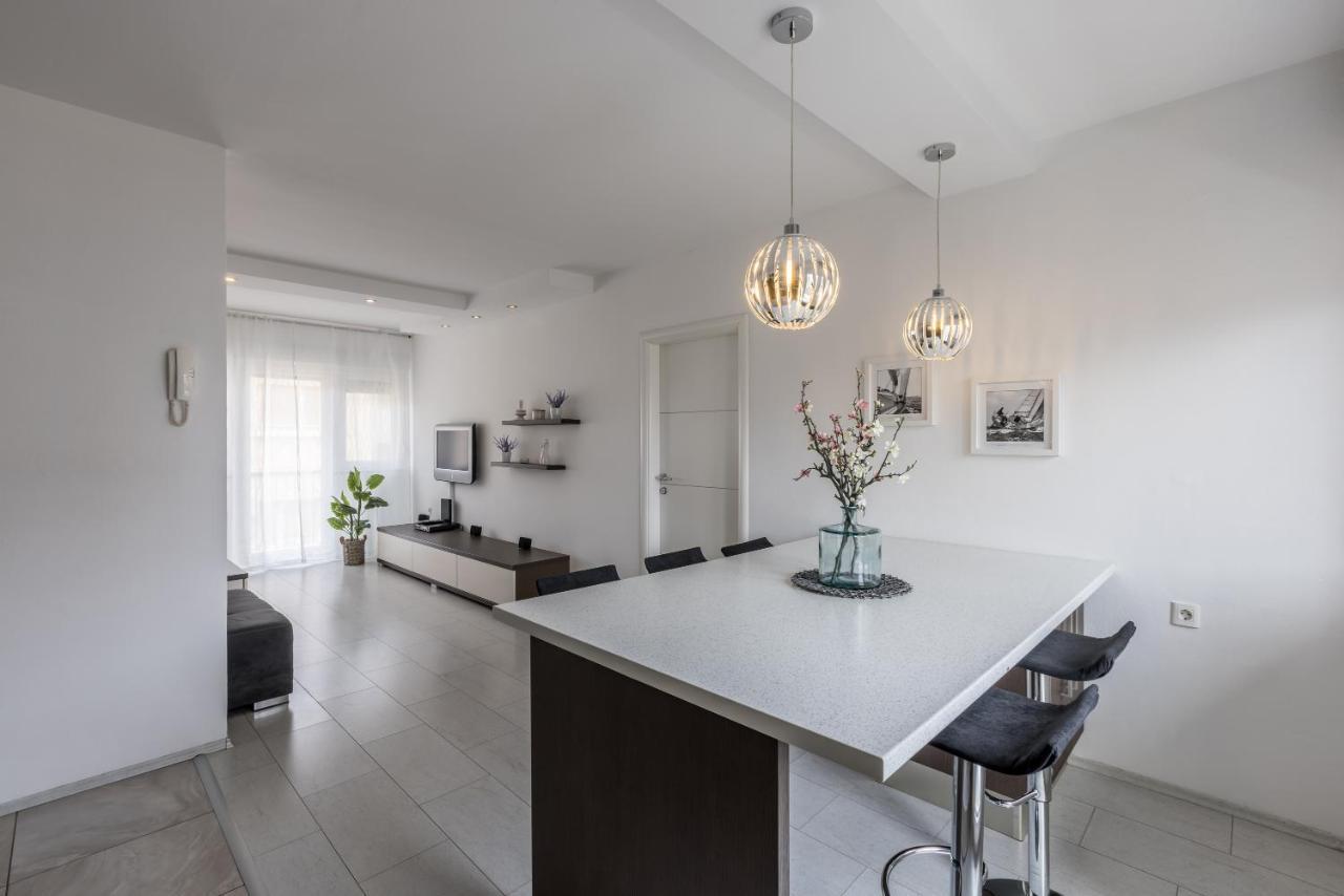 Doors Of West Apartment Split Bagian luar foto